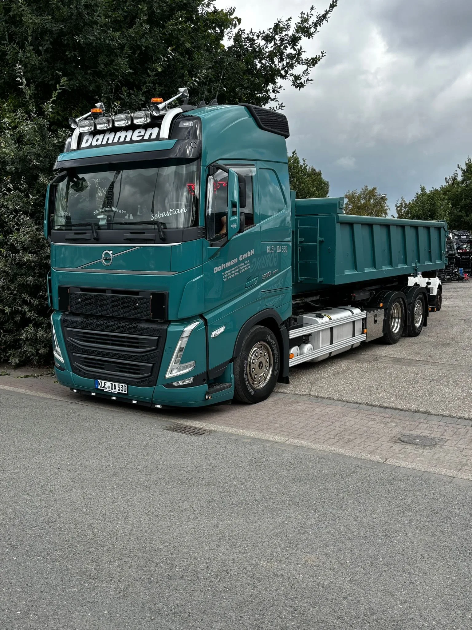 LKW auf einem Event – Album Highway-Heros-Heiden-2025 – powered by LKW-Freunde Niederrhein
