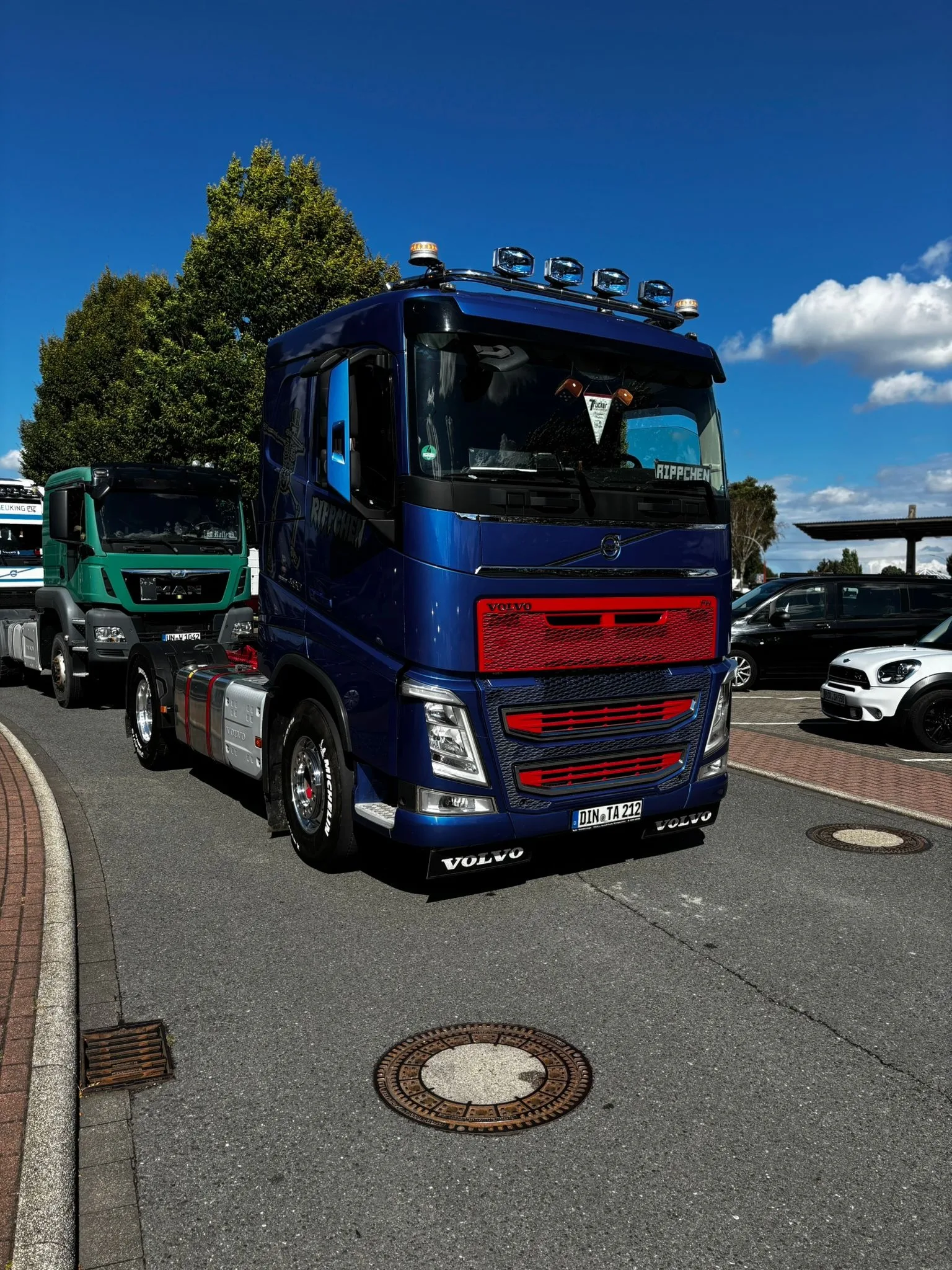 LKW auf einem Event – Album Highway-Heros-Heiden-2025 – powered by LKW-Freunde Niederrhein